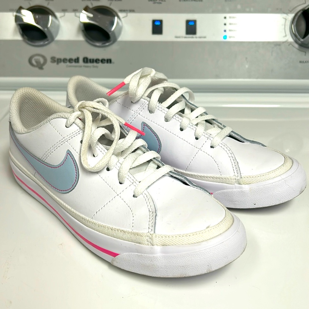 Nike Court Legacy Low Top Sneakers, White & Pink